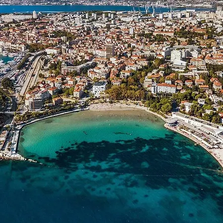Lidija Beach * Split